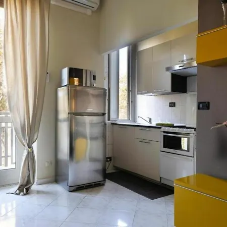 Lejlighed Fulvio Testi Milano